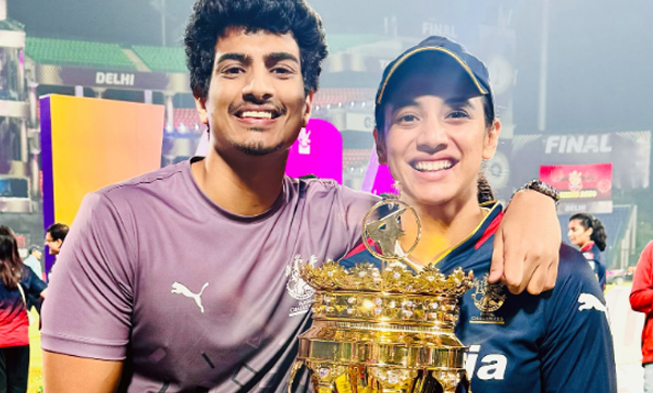 smriti-mandhana-posing-with-rumoured-boyfriend-palash-muchhal-after-rcb-win-wpl-