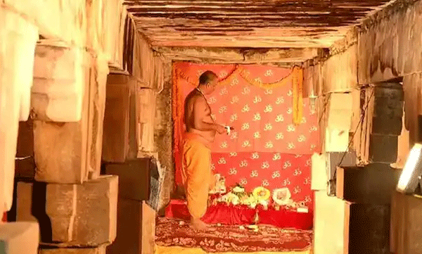 gyanvapi-case-supreme-court-issues-notice-to-hindu-but-no-stay-to-pooja