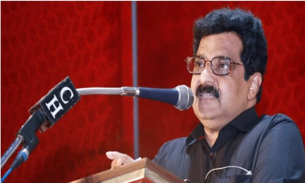 mk-muneer-flag-cpim-muslim-league