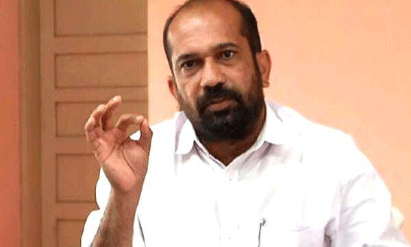 anil- akkara-says-arresting-of -accused- in-the-karuvannur- case- part-of-bjp-cpim -deal