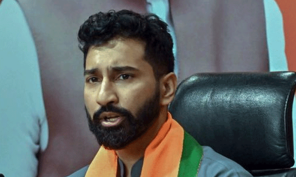 Anil Antony reacted harshly against Nandakumar and P.J Kuryan