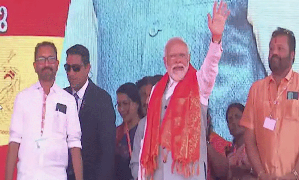 pm-modi-visiting-thrissur-ban-on-remote-operated-electronic-toys-helicam