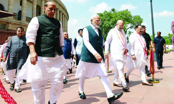 Survey says that BJP will lose seats in North India