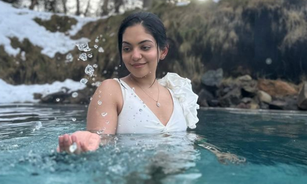 ahaana-krishna-takes-a-hot-dip-in-the-icecold-weather-of-iceland