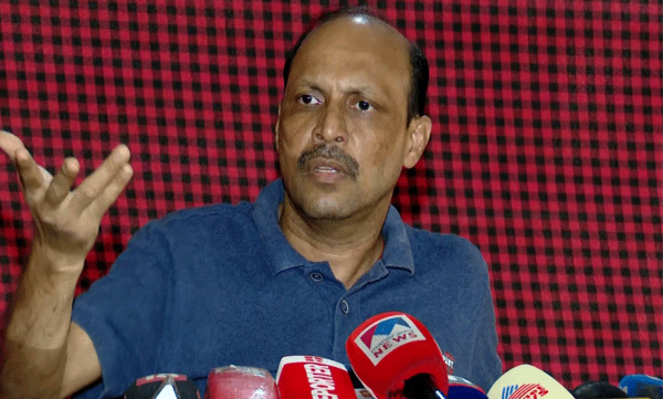 t-g-nandakumar-alleges-bjp-asks-thrissur-and-ready-to-solve-lavlin-case