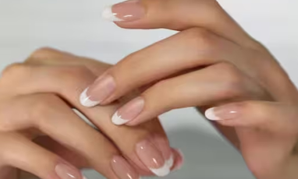 how-new-yorks-hand-model-earns-rs-25-lakh-per-year