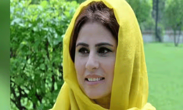 afghan-consul-general-zakia-wardak-in-mumbai-resigns