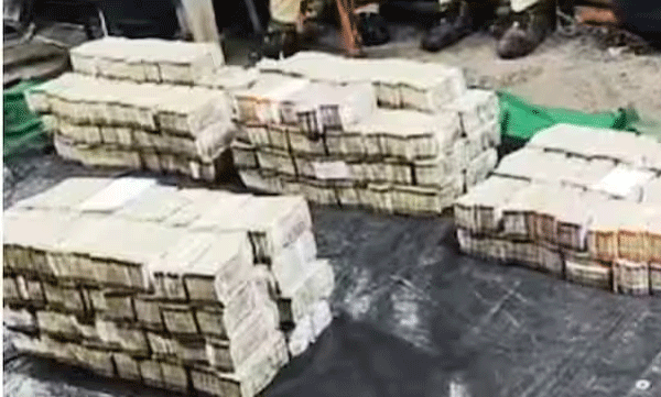 unaccounted-cash-worth-rs-8-crore-seized-from-truck-in-check-post-andhra-pradesh