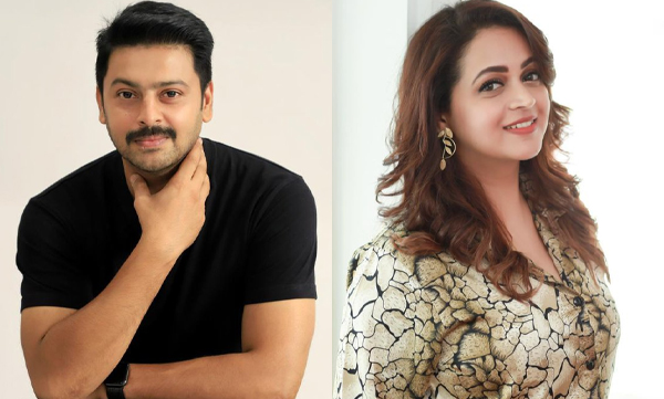 Sreekanth shares his experience with bhavana on location