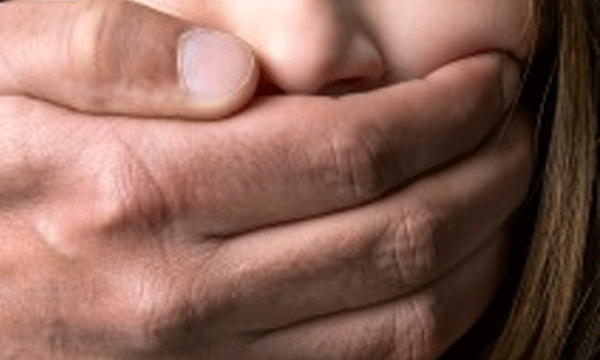 The police are looking for a thin man who speaks Malayalam