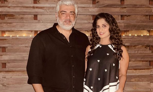 shalini-warns-fans-of-a-fake-twitter-account