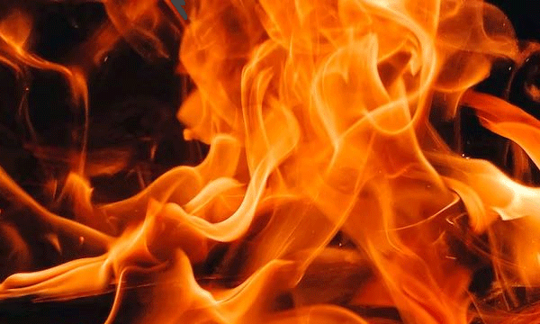 The house caught fire and four people burnt to death