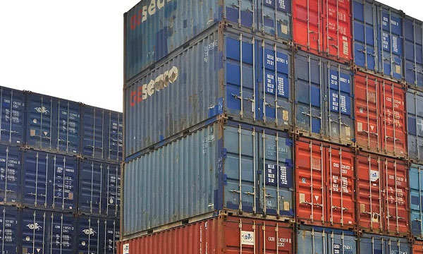 three large containers of onion and rice were seized by customs