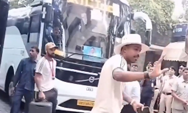 A huge welcome for Team India in Delhi