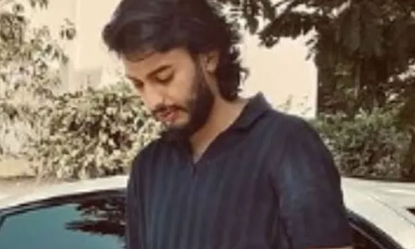 After the accident, while going in the auto, the accused called his girlfriend 40 times