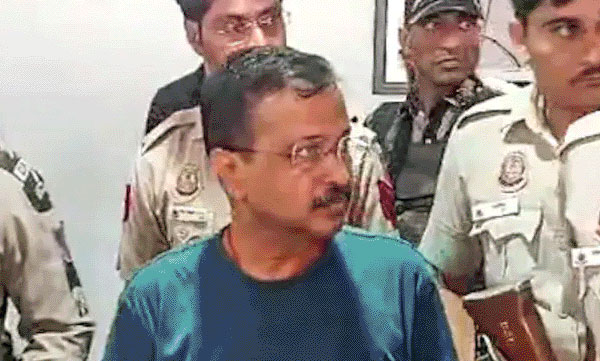 Interim bail for Kejriwal in Delhi liquor policy case; He should remain in jail in the CBI case