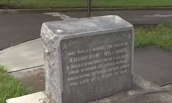 grave-site-of-thompson-williams-in-the-middle-of-a-sidewalk