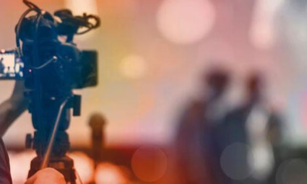 Actresses' age dispute in serial location;