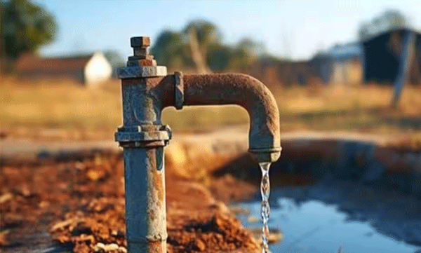 dalit-women-allegedly-attacked-for-taking-water-from-tube-well-in-uttar-pradesh