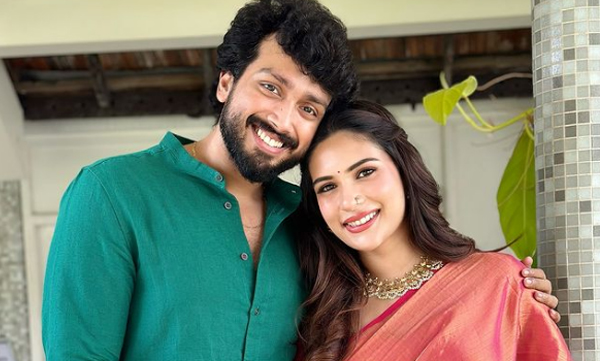 kalidas-jayaram-shared-a-new-pic-with-tarini-kalingarayar