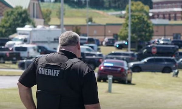 Students shoot teachers at American school; Four dead, nine injured