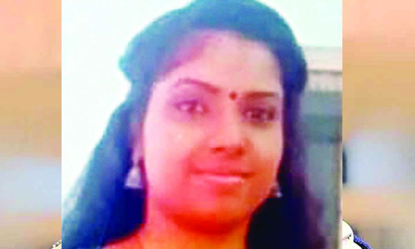 The woman was set on fire by her male friend after a family quarrel