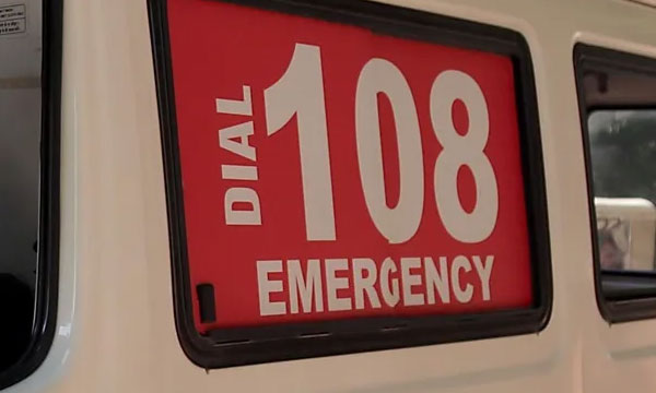 The oxygen mask was thrown away and the patient was killed; The driver and his accomplice raped the woman in the ambulance