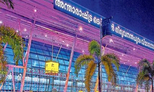 Workers Strike Thiruvananthapuram Airport Without Wages and Bonuses; Delayed including foreign services, crisis in cargo