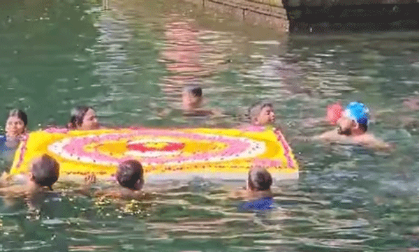 Isn't the event Variety? A flower bed in the middle of the pool