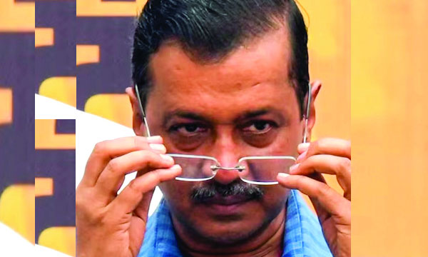 Kejriwal to meet Governor today; He may submit his resignation as Chief Minister