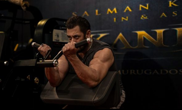 salmankhan-new-workout-post-in-instagram-get-massive-viral