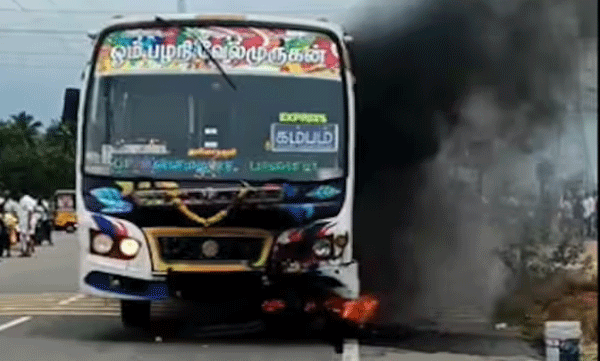 private-bus-and-bike-accident-burnt-bike-and-one-death-in-thamilnadu-theni