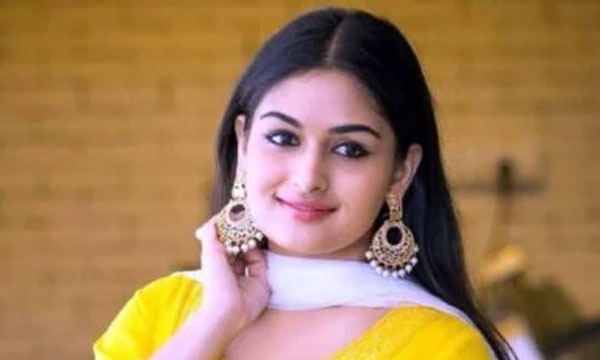 Prayaga says she doesn't know Omprakash; Went to hotel with friends to meet their friends