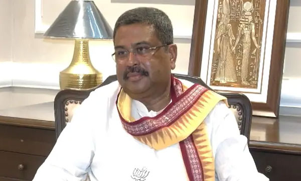 ഹരിയാനയില് കോണ്ഗ്രസിനെ തകര്ത്തത് ഇയാള് ; പ്രതികൂല സാഹചര്യത്തില് അനുകൂല കാലാവസ്ഥ സൃഷ്ടിച്ച ധര്മ്മേന്ദ്രപ്രധാന്