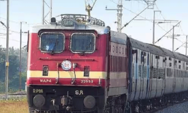 railways-to-have-7000-special-trains-for-diwali