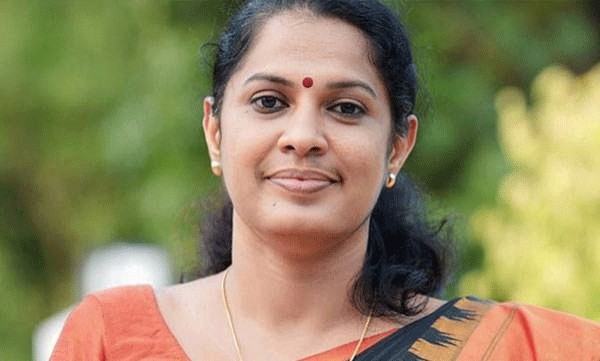 pp-divya-surrendered-