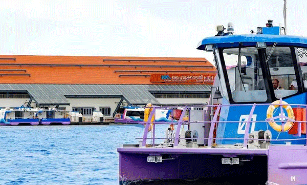 Water metro with great success: 30 lakh passengers in 18 months