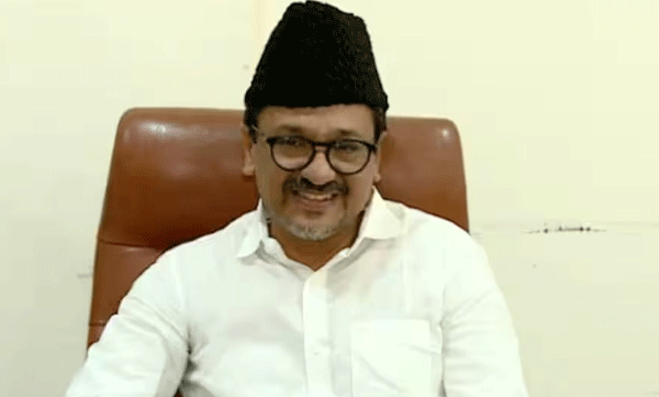 
Amid controversies, Sadikhali Thangal took charge as Qasi of Arimpra Manangata Juma Masjid, Malappuram.