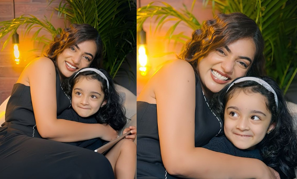 Nasziya Nazim and Nila sreenish super cute pictures