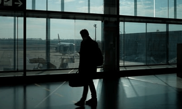 chinese-man-traveling-australia-and-china-for-his-love