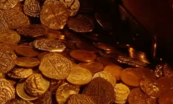 austrian-plumber-unearthed-a-treasure-while-remodelling-a-property-in-vienna