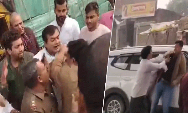police-officer-thrashed-by-mob-in-varanasi