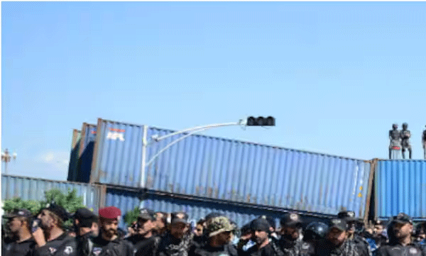 pak-capital-islamabad-under-lockdown-major-roads-blocked-with-shipping-containers-ahead-of-rally-for-imran-khan