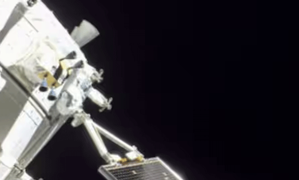 nasa-delays-artemis-2-moon-mission-to-2026-artemis-3-astronaut-landing-to-2027