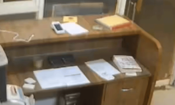 thief-stolen-1-57-lakh-rupees-from-a-petrol-pump-after-pray-in-the-office-pooja-place