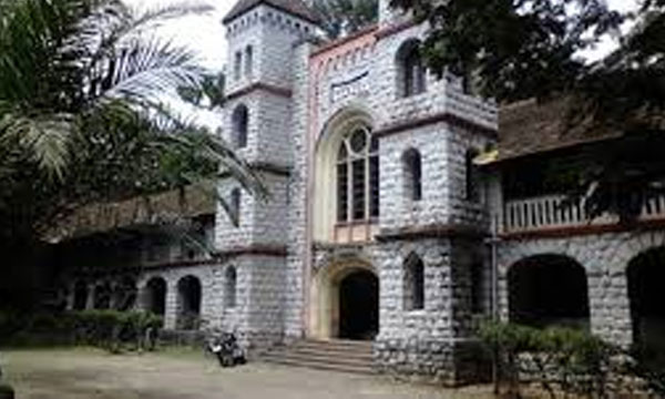 SFI  Cruelty again in Thiruvananthapuram