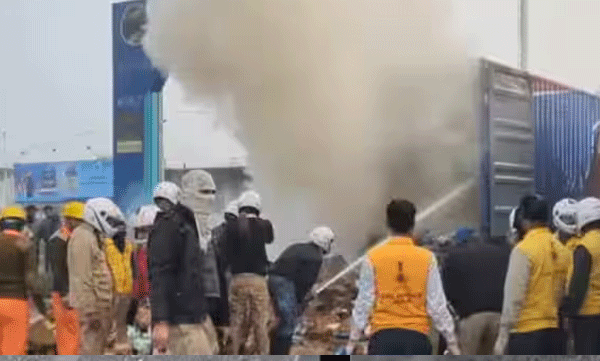 jaipur-accident-man-in-flames-walked-600-meters-seeking-help-but-people-recorded-videosl