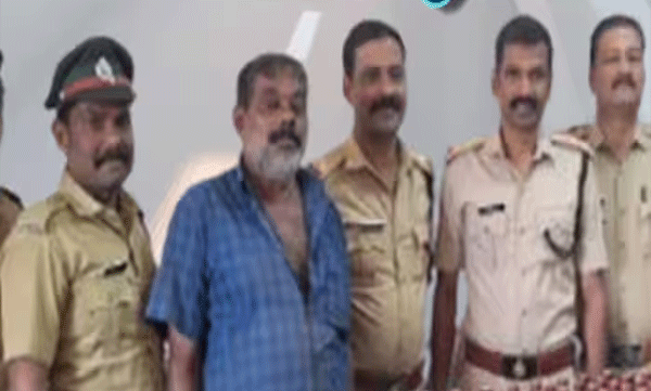 kanyakumari-native-man-arrested-for-smuggling-140-litre-mahe-foreign-liquor-during-vehicle-inspection-from-vadakara