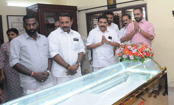bjp-state-president-k-surendran-condolences-mt-vasudevan-nair-passed-away-