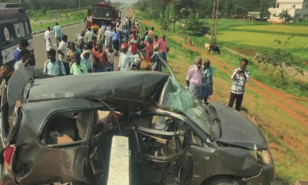 car-accident-in-tamilnadu-dindigul-two-malayalis-died-and-10-people-injured-including-children